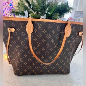 Authentic Louis Vuitton Neverfull MM Monogram